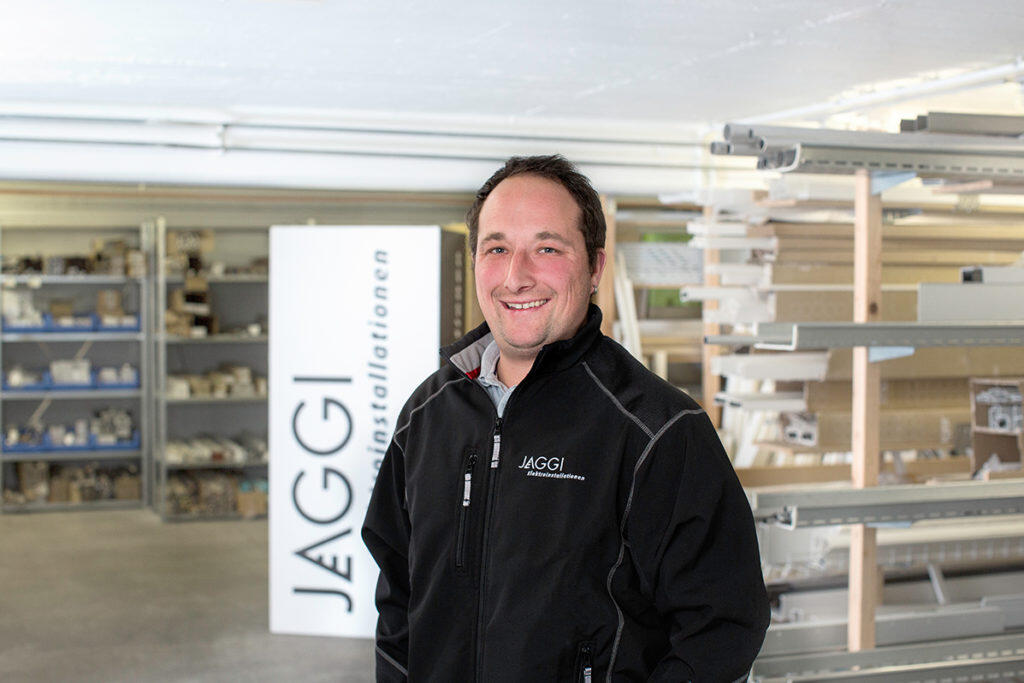 Projektleiter +41 78 733 14 94 jonas.ackermann@jaeggi-elektro.ch